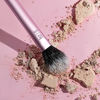 Setting Powder & Highlighter Brush #402 – Real Techniques